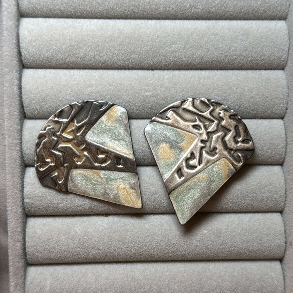 Vintage Dimensional Earrings